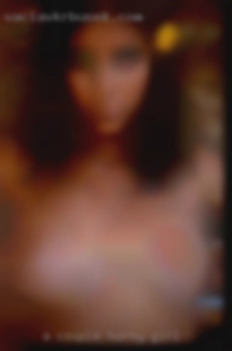 A couple who horny girl share  my passion.